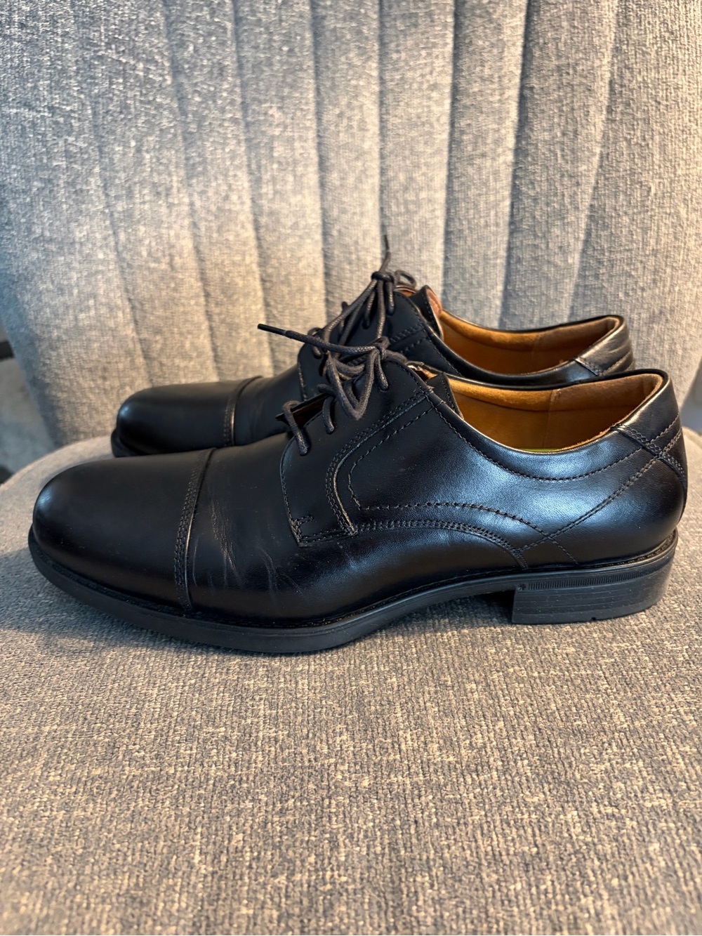Florsheim Comfortech Black Leather Cap Toe Dress Shoes 8 3E Worn Once